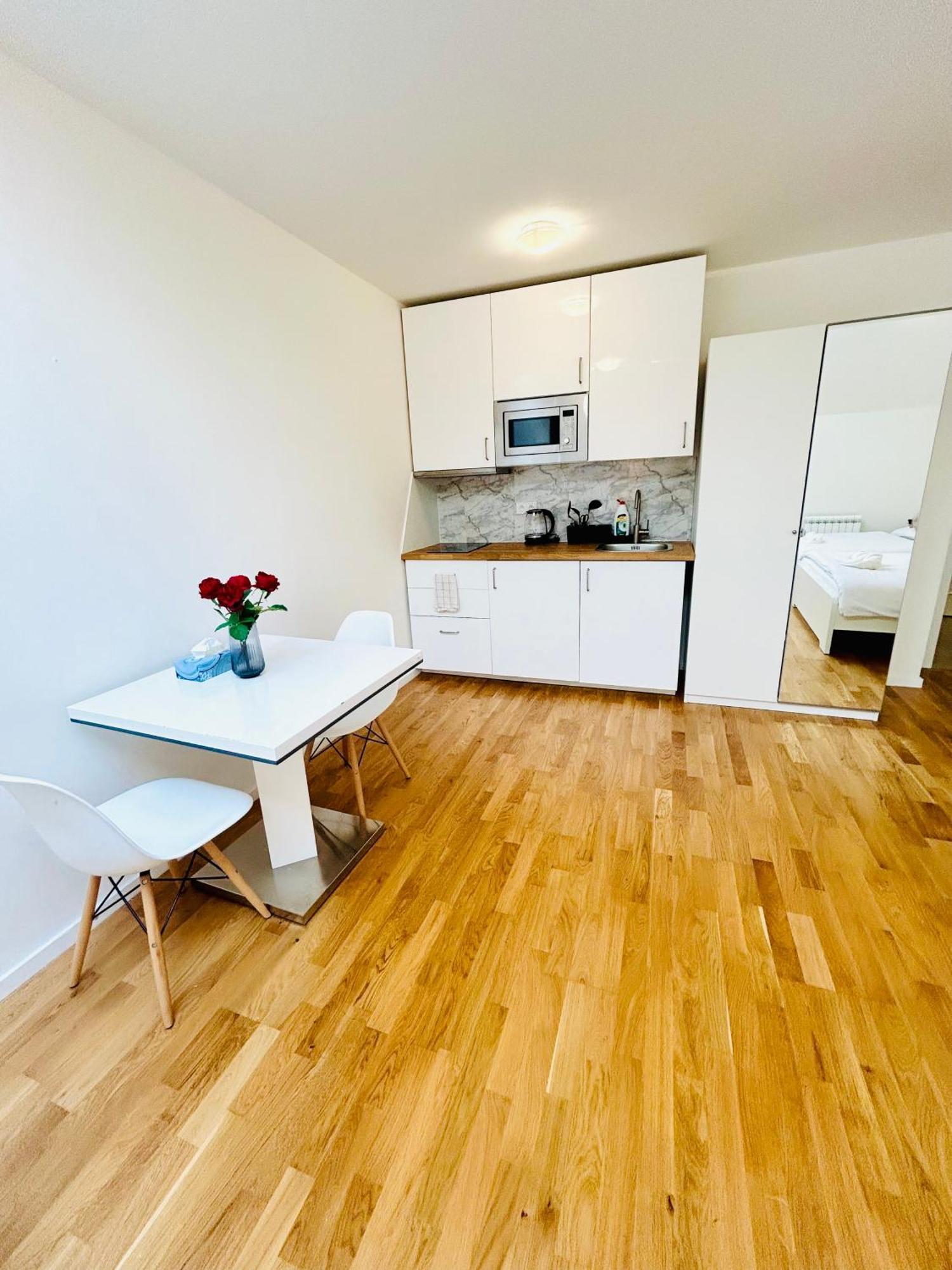 Cozy Design Apartments Right Next To Wenceslas Square 프라하 외부 사진